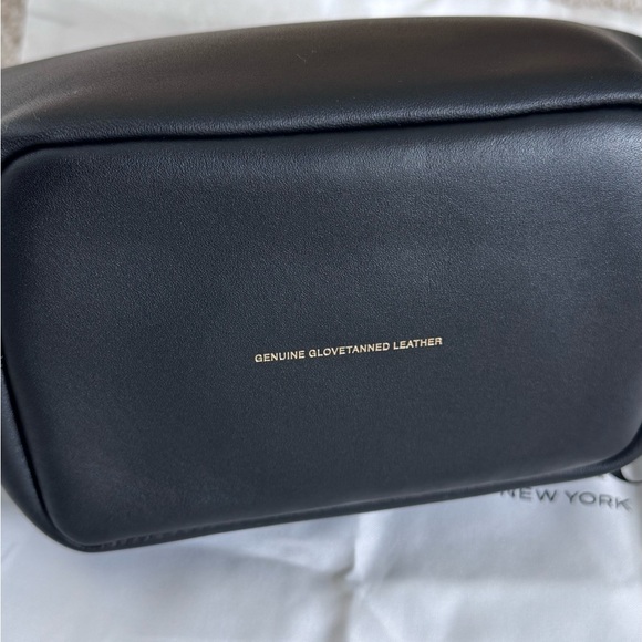 Coach Kisslock 14 Clutch with Gold Accents - Picture 4 of 6